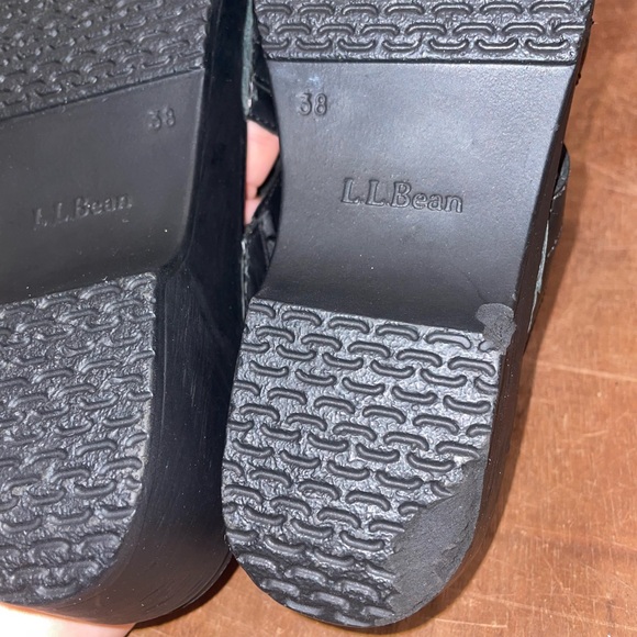 L.L.Bean Women’s Slip On Clogs Black US 7 EU 38 Like New! 2” Heel - Picture 12 of 15
